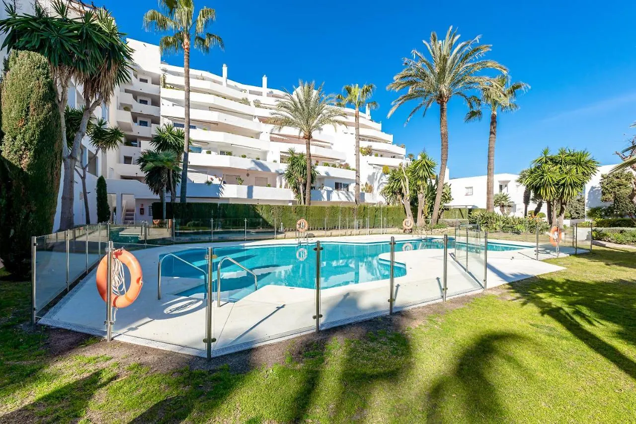 2 Bedroom With Sea And Mountain Views, Pool Marbella Spain