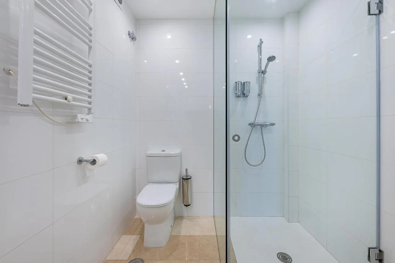 2 Bedroom With Sea And Mountain Views, Pool Marbella 0*,